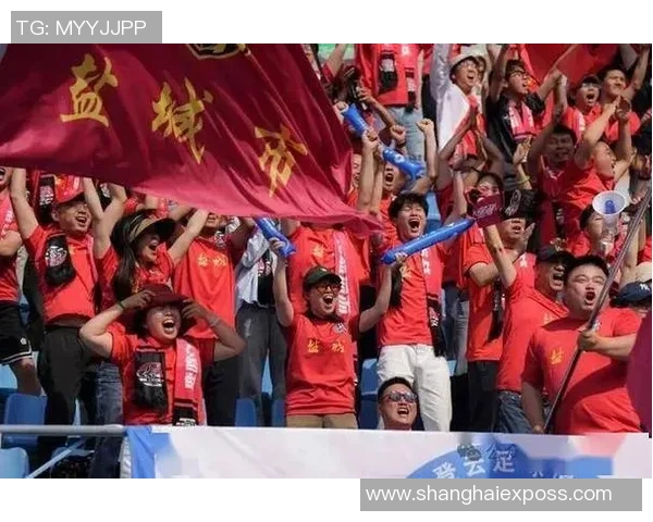 摇滚乐与足球的激情碰撞那些热爱摇滚的足球明星们